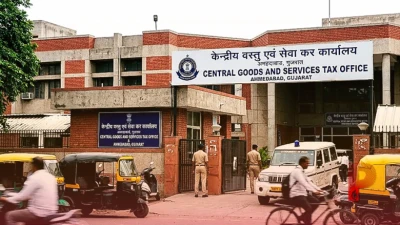 जीएसटी कानून में होने जा रहा बड़ा बदलाव, टैक्स अधिकारियों से छिन सकता है गिरफ्तारी का अधिकार