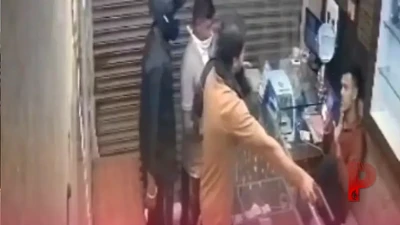 नागपुर में दिनदहाड़े ज्वेलरी शॉप में बड़ी डकैती, हथियार के बल पर लूटे 40 तोला सोना