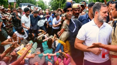 राहुल और प्रियंका की गिरफ्तारी पर कांग्रेस का बड़ा दांव, 8 अक्टूबर को देशभर में मनाएगी काला दिवस