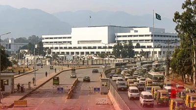 पाकिस्तान की अर्थव्यवस्था का संकट: फिर मिला IMF का साथ, लेकिन कर्ज के जाल में फंस गया मुल्क