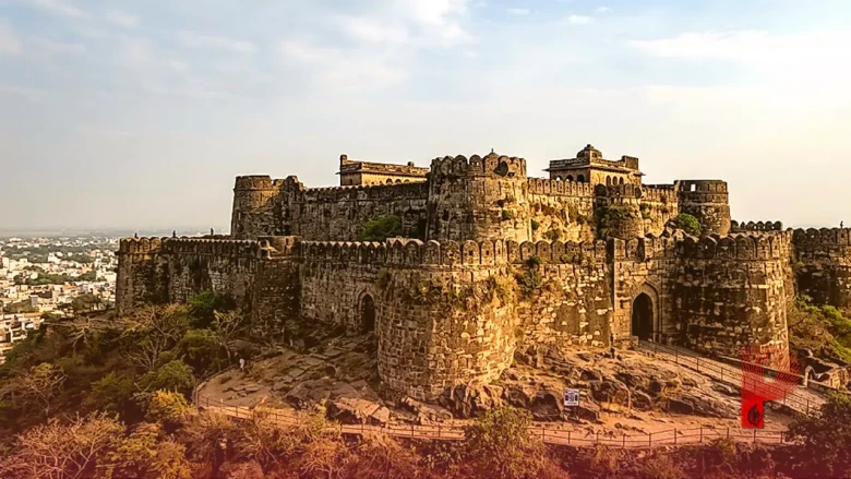 झांसी की शौर्य गाथा: रानी लक्ष्मीबाई के अलावा इन महिला योद्धाओं ने भी अंग्रेजी सेना को दी थी कड़ी टक्कर