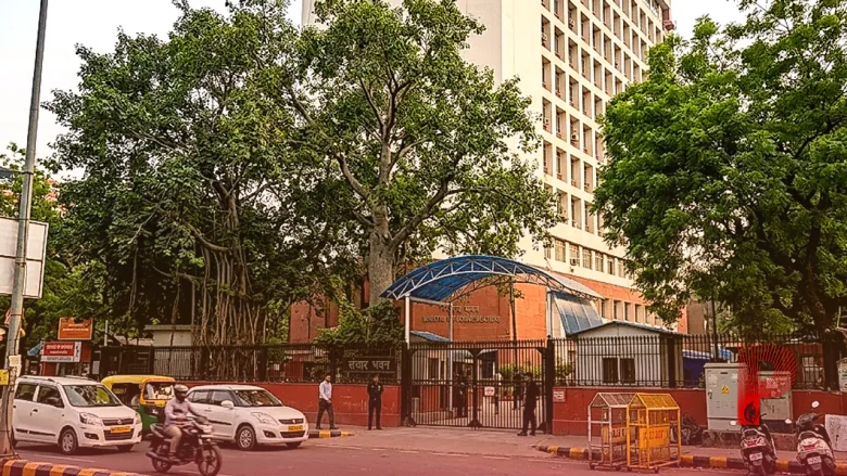 एलन मस्क का ओलिगार्की वाला दांव उन्हीं पर भारी, अमेरिकी सीनेटर ने आंकड़ों से घेरा