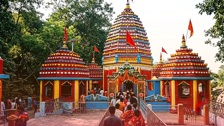 झारखंड: इस प्राचीन मंदिर में दर्शन से मिटता है मांगलिक दोष, नवरात्रि में होती है अनोखी बलि