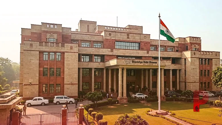 EPF एडवांस विड्रॉल के नए नियम: घर, पढ़ाई और इलाज के लिए कितनी बार निकाल सकते हैं पीएफ का पैसा?