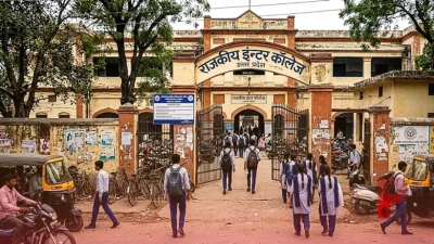 यूपी बोर्ड 12वीं गणित परीक्षा 2027: बेहतर अंकों के लिए आज ही अपनाएं ये 5 खास टिप्स