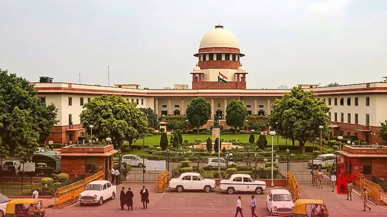 हवाई टिकट के बढ़ते दामों पर सरकार की बड़ी कार्रवाई, सुप्रीम कोर्ट में जल्द होंगे नए नियम पेश