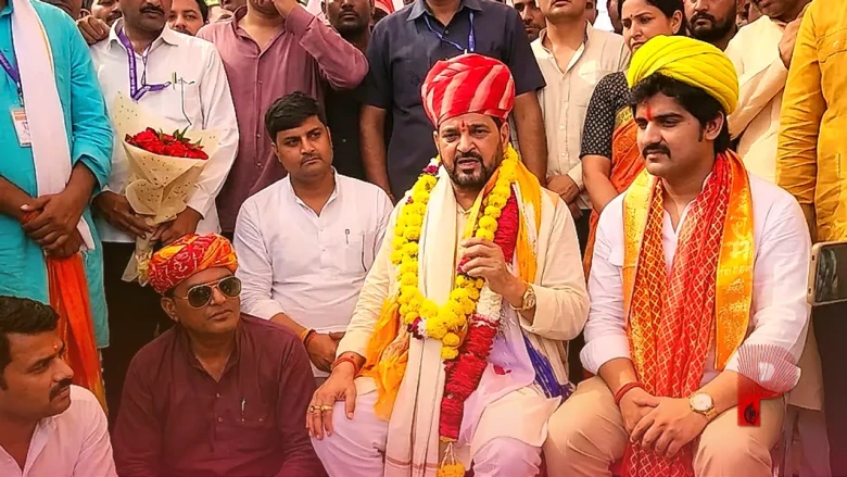 एलन मस्क के इशारे पर हो रहा देश विरोधी आंदोलन, बीजेपी नेता बृजभूषण शरण सिंह का बड़ा दावा
