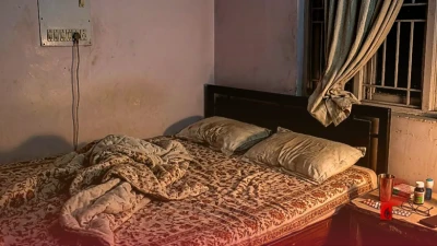 सोते समय बार-बार हाथ हो जाते हैं सुन्न? इस समस्या को न करें नजरअंदाज, हो सकती हैं ये गंभीर वजहें