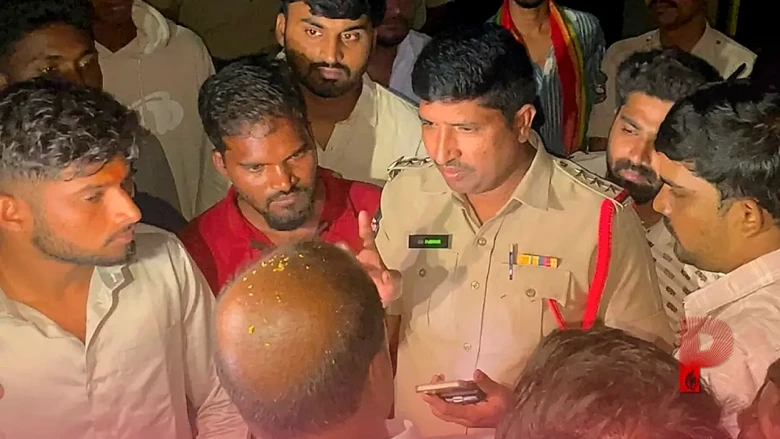 तेलंगाना के इंजीनियरिंग कॉलेज में डांडिया उत्सव के दौरान बड़ा हादसा, सजावटी आर्च गिरने से छात्रा की मौत