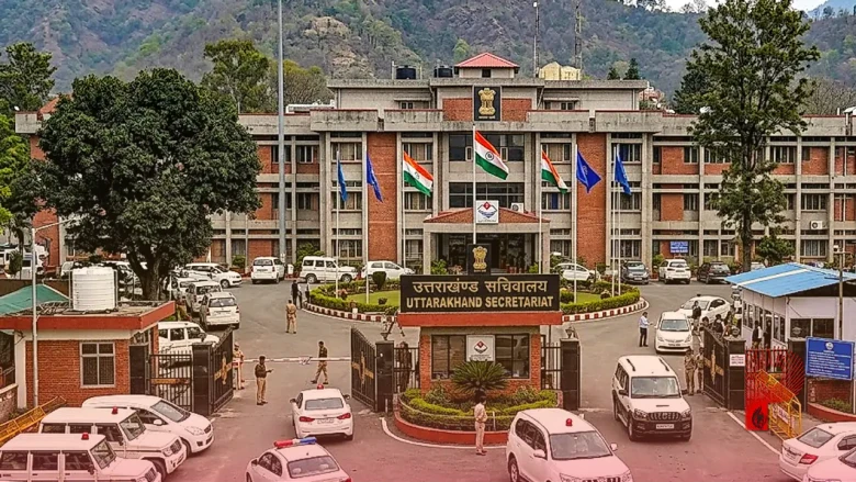 उत्तराखंड ग्लोबल इन्वेस्टर समिट: सचिव विनय शंकर पांडे ने भ्रामक खबरों पर दिया करारा जवाब, कहा- सब कुछ पारदर्शी है