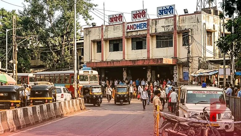 टाइगर श्रॉफ फायरिंग मामला: वारदात के बाद अंधेरी स्टेशन पहुंचे थे तीनों आरोपी, पुलिस ने बाइक की जब्त, जांच तेज