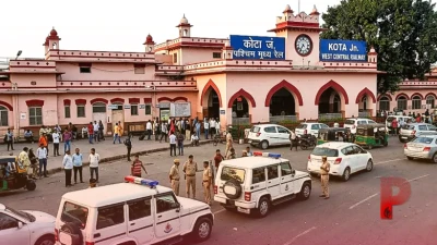 टाइगर श्रॉफ पर फायरिंग के आरोपियों की गिरफ्तारी का वीडियो आया सामने, कोटा रेलवे स्टेशन पर दबोचे गए