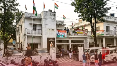 बॉलीवुड गायक जुबिन नौटियाल के पिता रामशरण ने थामा कांग्रेस का हाथ, 2022 में बीजेपी से लड़ा था चुनाव