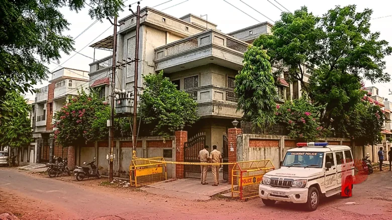 वडोदरा हत्याकांड का बड़ा खुलासा: 30 लाख रुपये और बंगले के लालच में ली गई निलेश वंजारा की जान