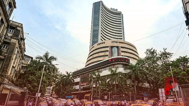 शेयर बाजार में भारी गिरावट, सेंसेक्स-निफ्टी लाल निशान में फिसले; स्मॉलकैप इंडेक्स 2.9% टूटा