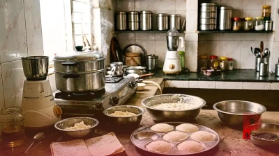 फटे हुए दूध को न फेंकें, इस अनोखी रेसिपी से बनाएं नरम और स्पंजी इडली