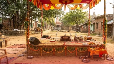 बेगूसराय के लोक गायक टिंकू की कामयाबी की कहानी: रामधुनी के मुफ्त गायन से महीने में 50 हजार तक की कमाई का सफर