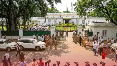 प्रधानमंत्री मोदी पर टिप्पणी कर चौतरफा घिरे मल्लिकार्जुन खरगे, पृथ्वीराज चव्हाण ने दी नसीहत