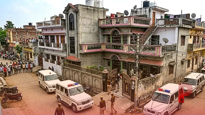 मोतिहारी: भाजपा नेता रिंकू पाठक के ठिकानों पर EOU का छापा, आय से अधिक संपत्ति का है मामला