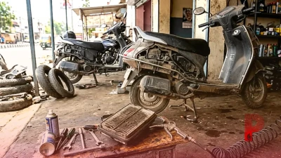 टू-व्हीलर का फेफड़ा है एयर फिल्टर: सफाई में बरती लापरवाही तो लग सकती है 4 से 5 हजार रुपये की चपत, जानें मैकेनिक की सलाह