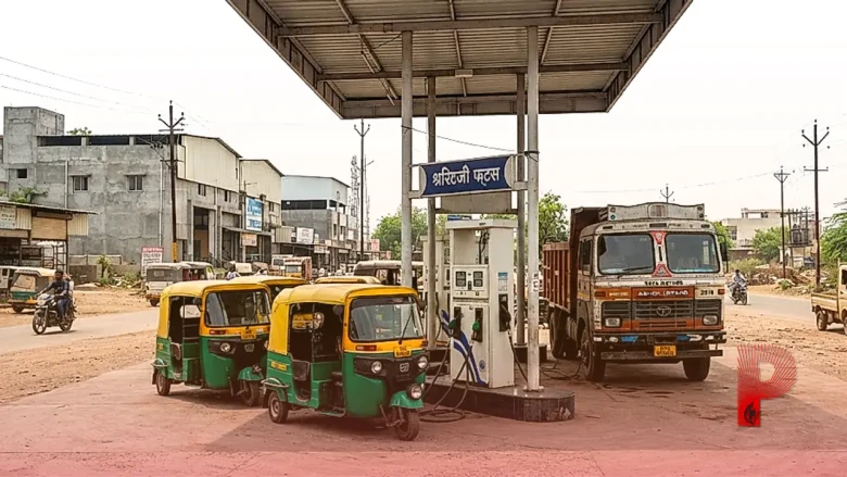 सस्ते ईंधन के लिए डोनाल्ड ट्रंप का बड़ा फैसला: बाइडन दौर के मीथेन उत्सर्जन नियम को किया रद्द, 45 अरब डॉलर की बचत का दावा