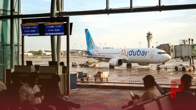 फ्लाईदुबई के कैप्टन स्मित मच्छार को UAE राष्ट्रपति ने लगाया गले, सम्मानित हुए ऑर्डर ऑफ जायेद द्वितीय से