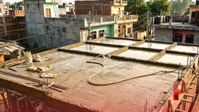 छत की ढलाई के बाद कितने दिन तक तराई करना है जरूरी? इंजीनियर ने बताया मजबूती का सही तरीका