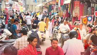 करवा चौथ 2026: चंडीगढ़, गुरुग्राम और फरीदाबाद में चांद निकलने का समय और बाजार की रौनक