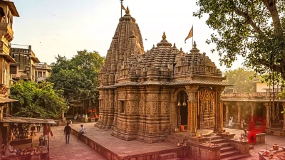 बुध गोचर 2026: स्वाति नक्षत्र में प्रवेश करेंगे ग्रहों के राजकुमार बुध, 3 राशि वालों की सुधरेगी आर्थिक स्थिति