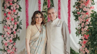 दिल्ली के जेके हाउस में उमर अब्दुल्ला की खास डिनर पार्टी, 71 दिग्गजों को न्योता, शादी की चर्चाओं पर सस्पेंस बरकरार